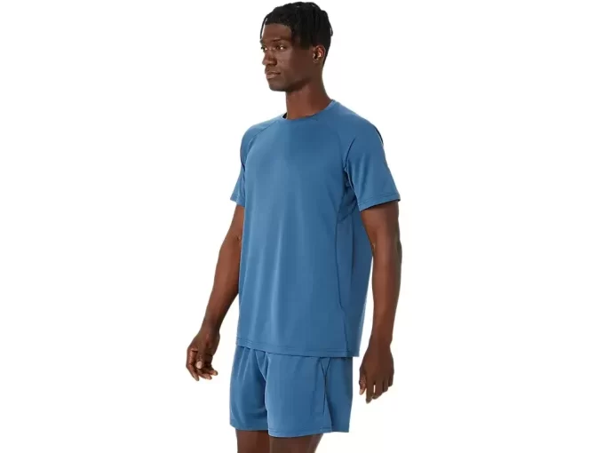 BLUSA DE MALHA COM MANGA CURTA E ABERTURA BLUSA DE MALHA COM MANGA CURTA E ABERTURA