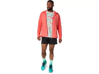 BLUSA DE MANGA CURTA COM ESTAMPA DE ESTRADA POR TODA A PEÇA