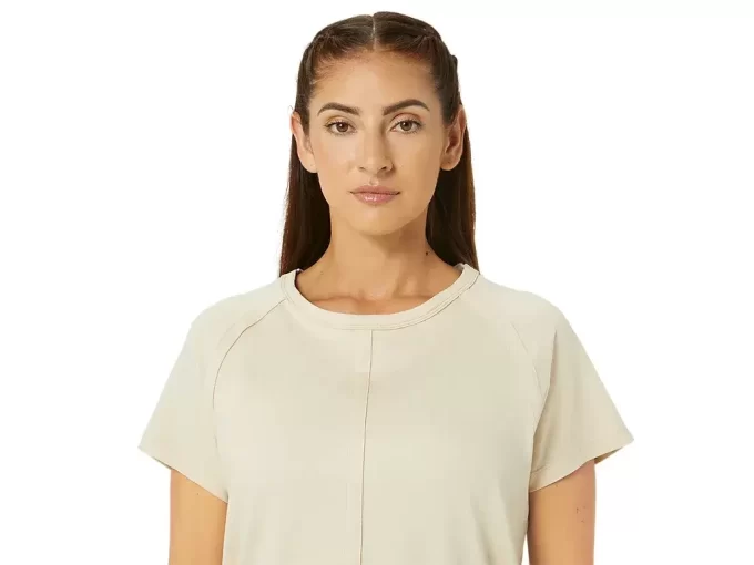 Blusa feminina de manga curta em tecido elástico flexível Blusa feminina de manga curta em tecido elástico flexível