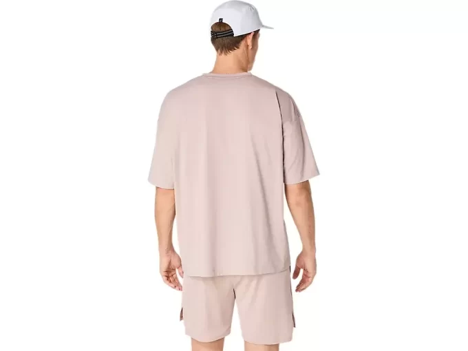 Camiseta ASICS SPIRAL RELAX com bordado Camiseta ASICS SPIRAL RELAX com bordado