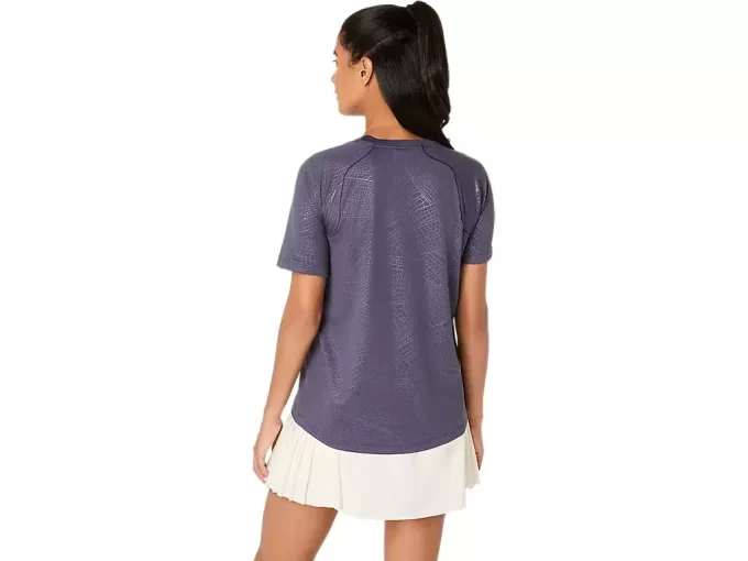 CAMISETA DE MANGA CURTA COM ESTAMPA DE JOGO POR TODA PARTE CAMISETA DE MANGA CURTA COM ESTAMPA DE JOGO POR TODA PARTE