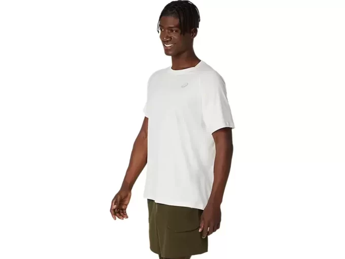 CAMISETA DE MANGA CURTA COM ESTAMPA DE JOGO POR TODA PARTE