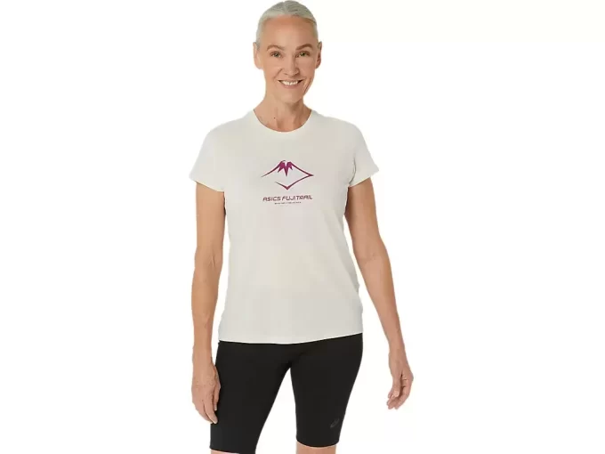 CAMISETA DE MANGA CURTA COM LOGOTIPO DA FUJITRAIL CAMISETA DE MANGA CURTA COM LOGOTIPO DA FUJITRAIL