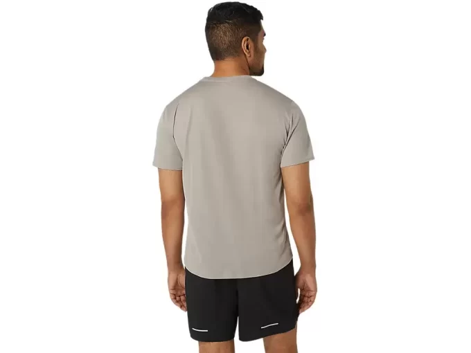 CAMISETA DE MANGA CURTA COM LOGOTIPO DA FUJITRAIL CAMISETA DE MANGA CURTA COM LOGOTIPO DA FUJITRAIL