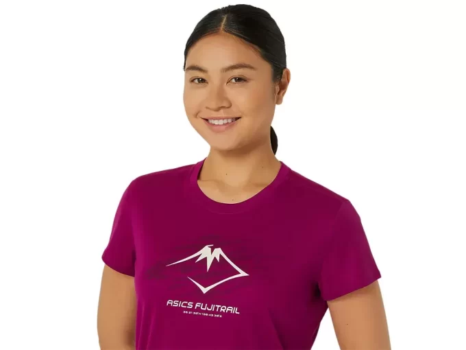 CAMISETA DE MANGA CURTA COM LOGOTIPO DA FUJITRAIL CAMISETA DE MANGA CURTA COM LOGOTIPO DA FUJITRAIL