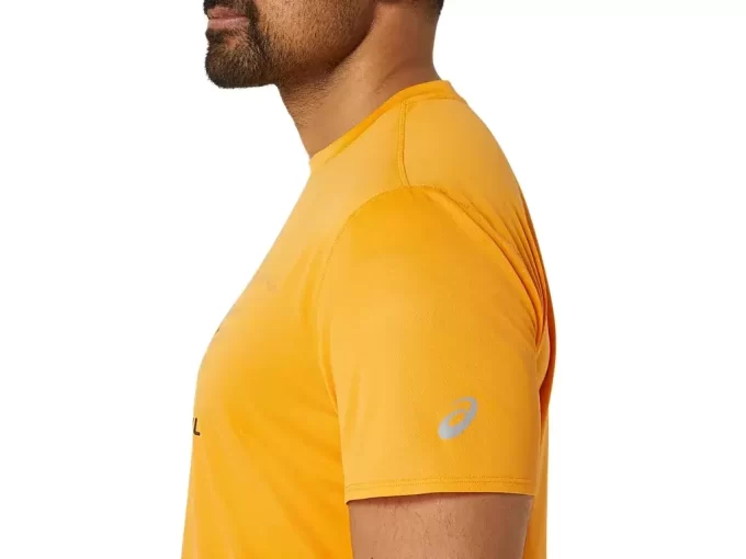 CAMISETA DE MANGA CURTA COM LOGOTIPO DA FUJITRAIL CAMISETA DE MANGA CURTA COM LOGOTIPO DA FUJITRAIL