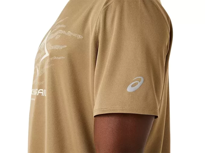 CAMISETA DE MANGA CURTA COM LOGOTIPO DA FUJITRAIL CAMISETA DE MANGA CURTA COM LOGOTIPO DA FUJITRAIL