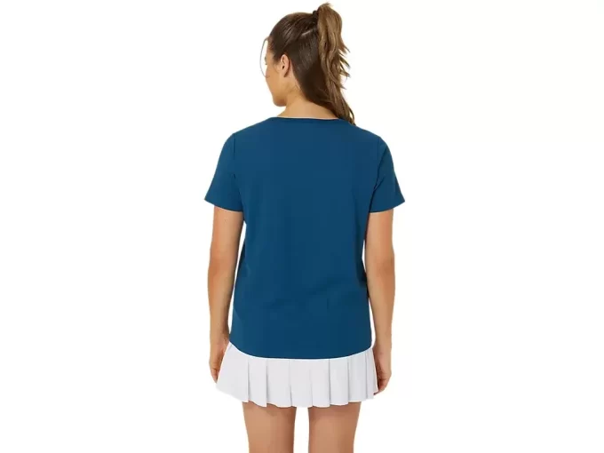 CAMISETA FEMININA CLÁSSICA COM ESTAMPA GRÁFICA CAMISETA FEMININA CLÁSSICA COM ESTAMPA GRÁFICA