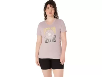 CAMISETA FEMININA COM DECOTE EM V E ESTAMPA DE GIRASSOL