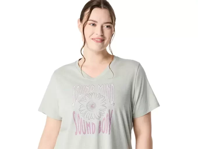 CAMISETA FEMININA COM DECOTE EM V E ESTAMPA DE GIRASSOL CAMISETA FEMININA COM DECOTE EM V E ESTAMPA DE GIRASSOL