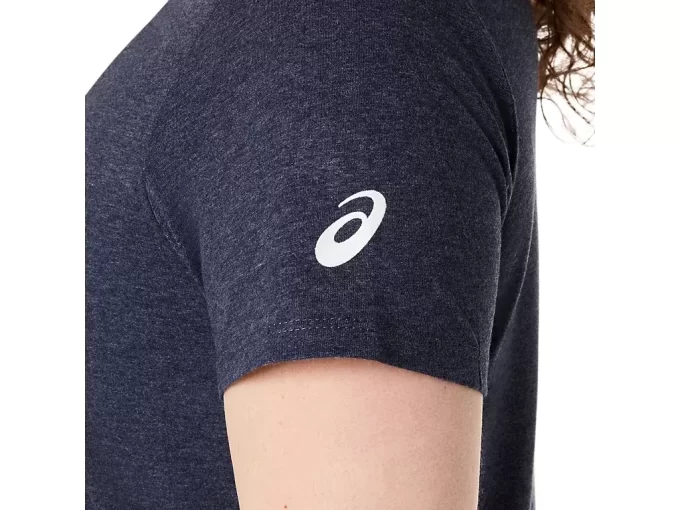 CAMISETA FEMININA COM DECOTE EM V E ESTAMPA DE GIRASSOL CAMISETA FEMININA COM DECOTE EM V E ESTAMPA DE GIRASSOL