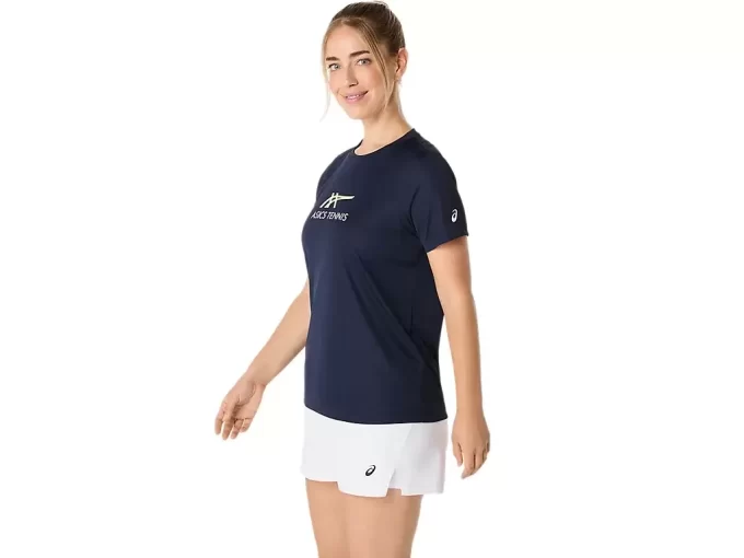 CAMISETA FEMININA COM ESTAMPA DE TÊNIS CAMISETA FEMININA COM ESTAMPA DE TÊNIS
