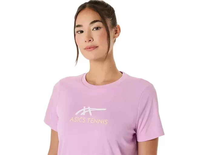CAMISETA FEMININA COM ESTAMPA DE TÊNIS