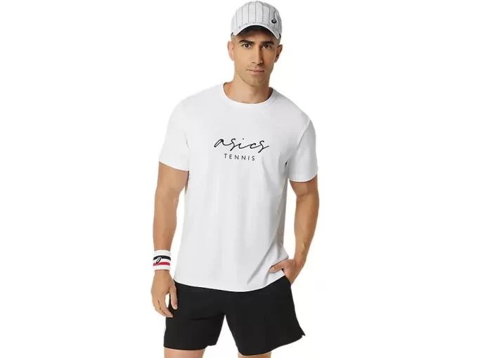 CAMISETA MASCULINA CLÁSSICA COM ESTAMPA GRÁFICA CAMISETA MASCULINA CLÁSSICA COM ESTAMPA GRÁFICA