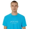 CAMISETA MASCULINA CLÁSSICA COM ESTAMPA GRÁFICA CAMISETA MASCULINA CLÁSSICA COM ESTAMPA GRÁFICA