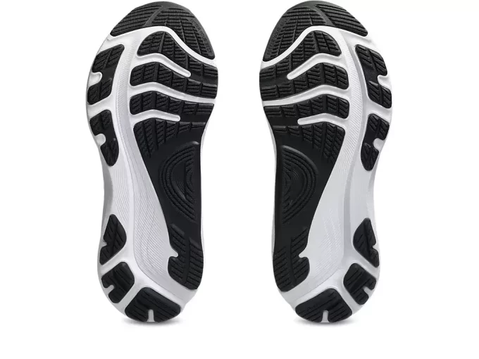 ESCOLA DE 32 ANOS GEL-KAYANO ESCOLA DE 32 ANOS GEL-KAYANO