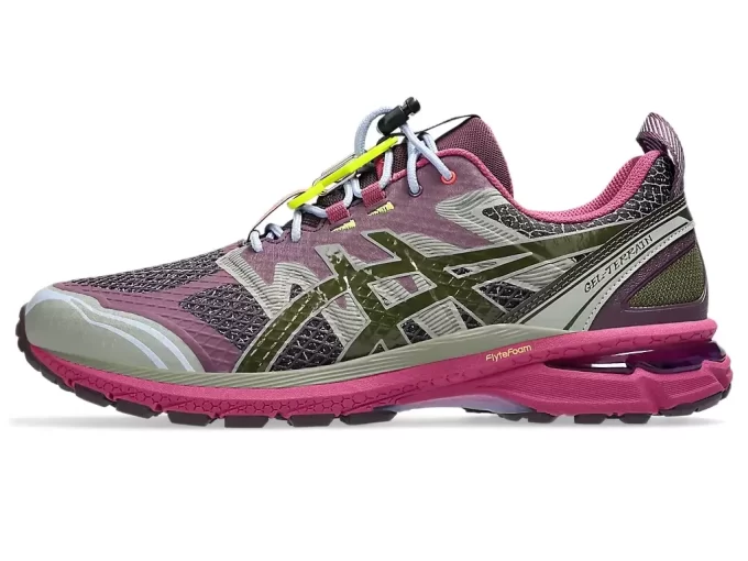 LÁ EM CIMA x TERRENO DE GEL LÁ EM CIMA x TERRENO DE GEL