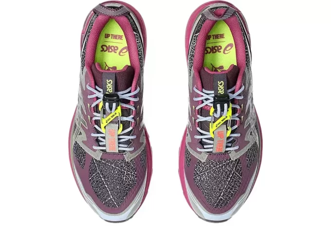 LÁ EM CIMA x TERRENO DE GEL LÁ EM CIMA x TERRENO DE GEL