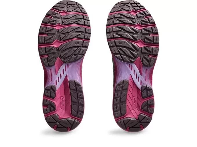 LÁ EM CIMA x TERRENO DE GEL LÁ EM CIMA x TERRENO DE GEL