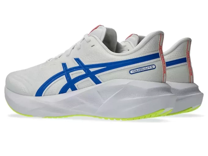 NOVABLAST 5 ASICS TRACK CLUB NOVABLAST 5 ASICS TRACK CLUB