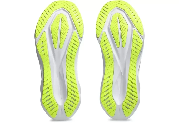 NOVABLAST 5 ASICS TRACK CLUB NOVABLAST 5 ASICS TRACK CLUB