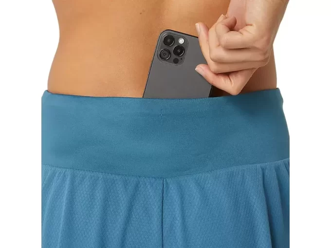 Short feminino Ventilate 2 em 1 de 8,9 cm Short feminino Ventilate 2 em 1 de 8,9 cm