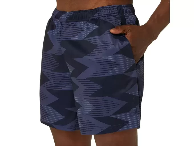Shorts de 7 polegadas com estampa sazonal por toda a peça Shorts de 7 polegadas com estampa sazonal por toda a peça